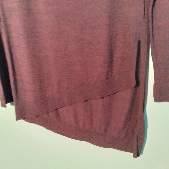 Express Asymmetrical Hem Knit Pullover Sweater - Picture 3 of 5